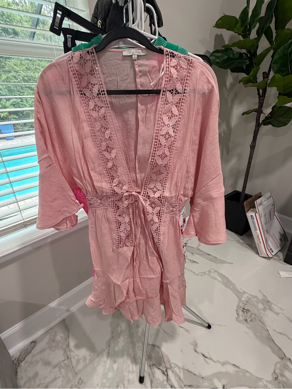 Love Tree Pink Lace-Trim Tie-Waist Robe Cover-Up